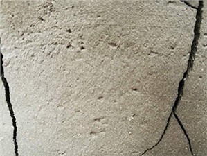 中国建筑超大面积混凝土地面无缝施工技术填补国内技术空白