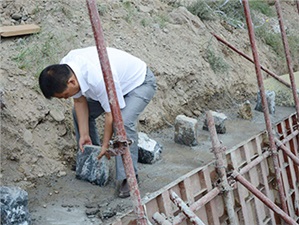 减少扬尘，混凝土搅拌站须穿“外套”